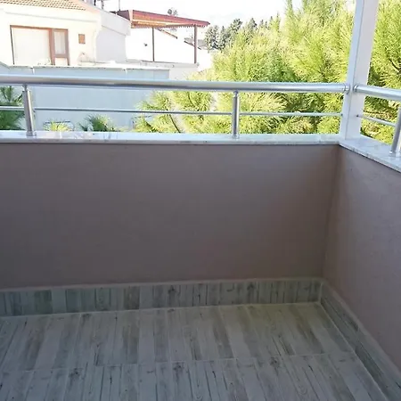 Ada Apart&hotel מלון דירות *