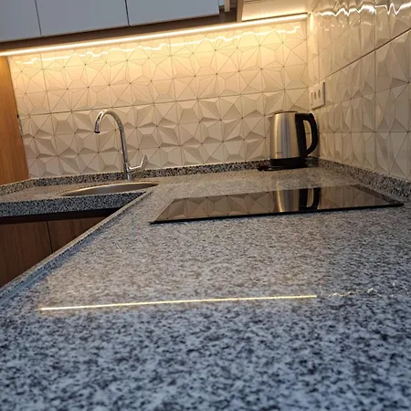מלון דירות Ada Apart&hotel *